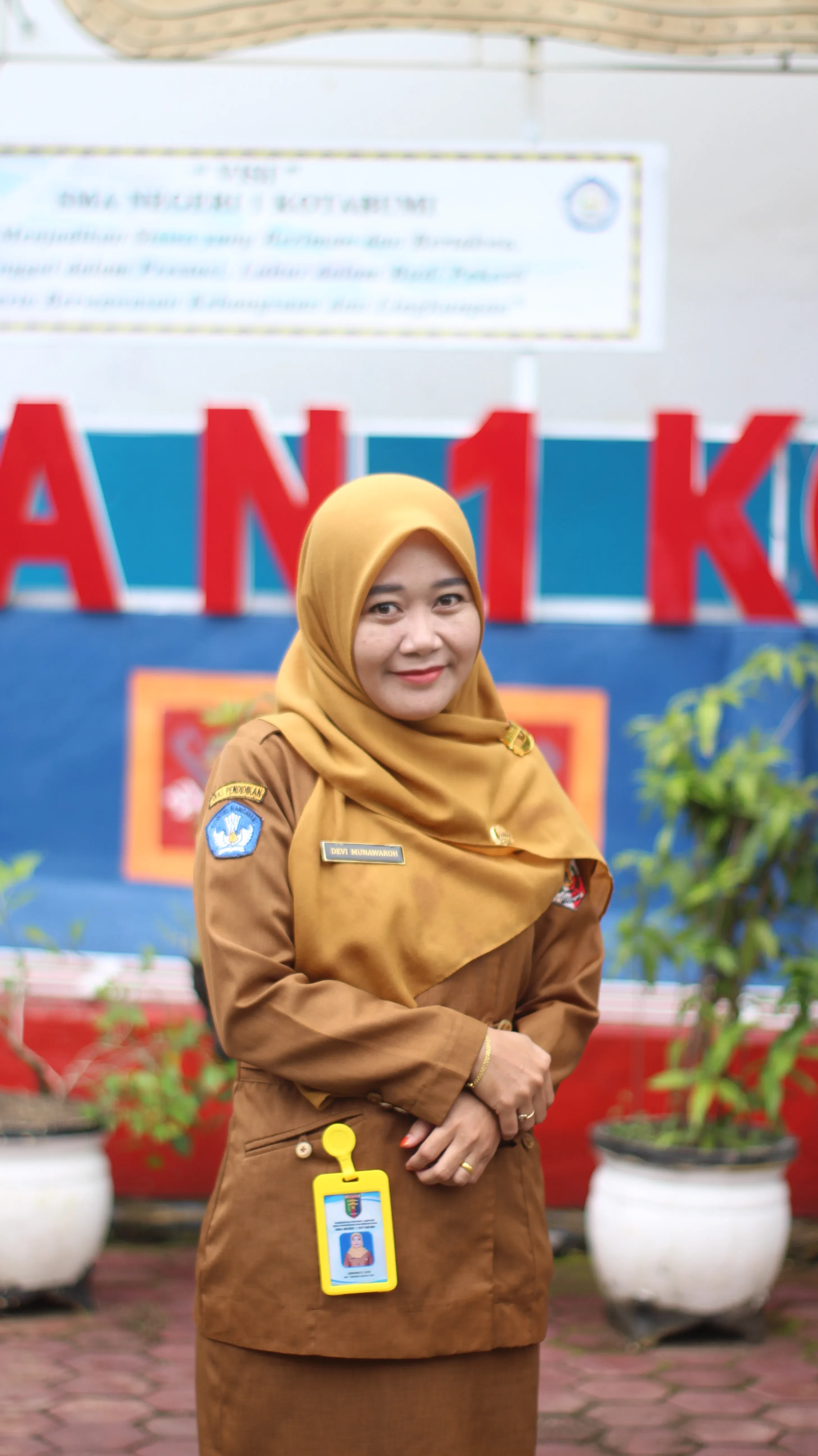 DEVI MUNAWAROH S. Kom