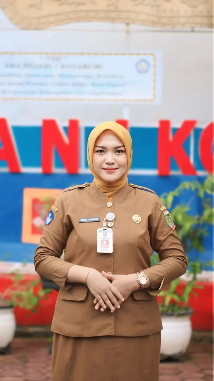 SHELLA ANGGRAINI S.Pd